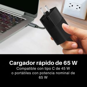 Cargador VOLTA P7 de 65W con doble puerto USB-C y USB-A, diseño compacto con enchufe plegable, compatible con laptops y smartphones de carga rápida.
